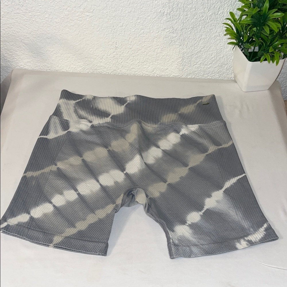 Pink Active Gray and White Shorts used good condition